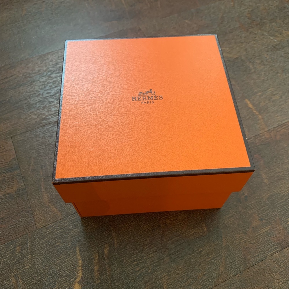 Nwot Herms Box - image 1